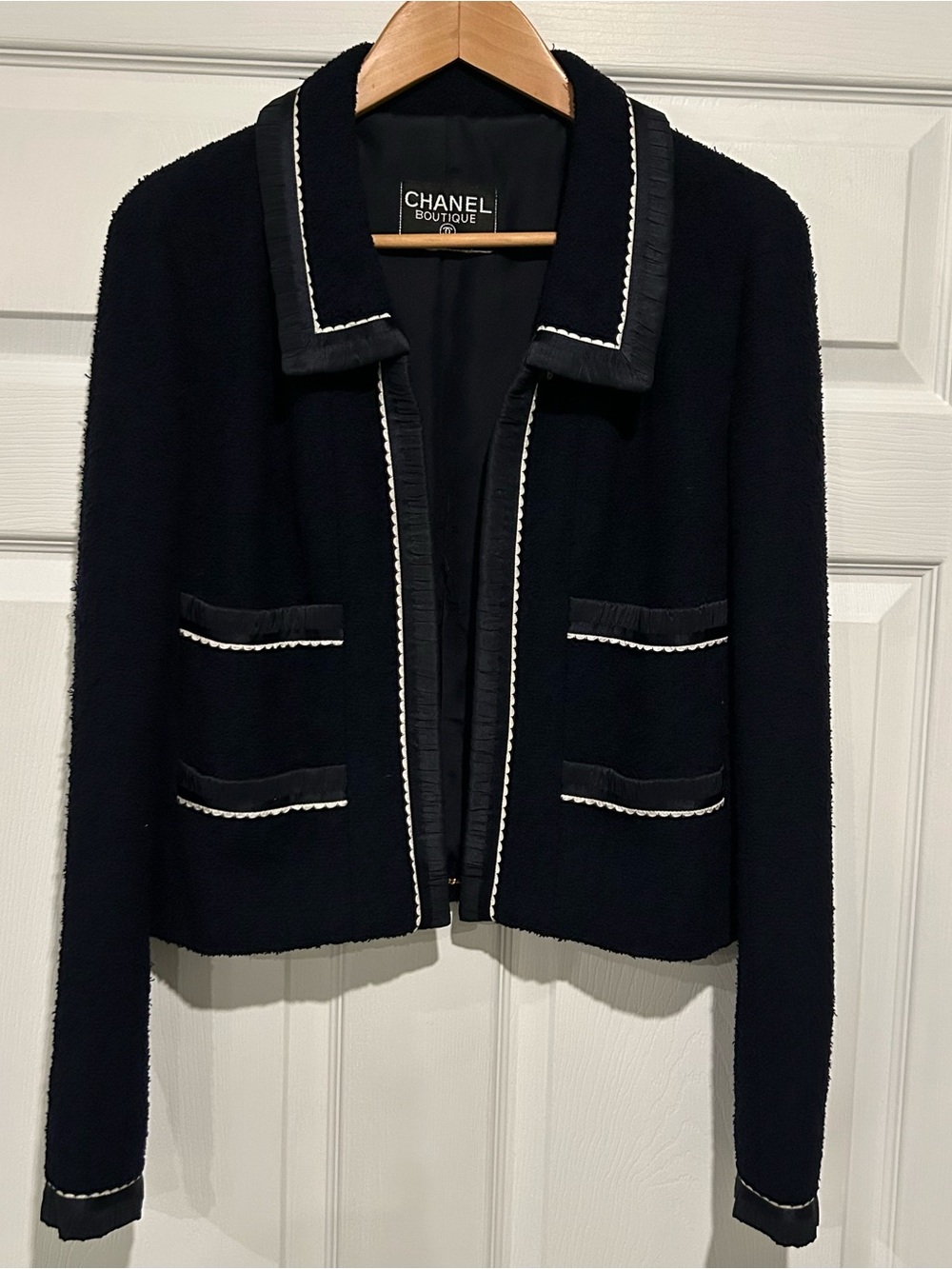 Chanel Boucle Jacket from Spring Summer 1994 Paris - Canale Moda Runway Show S